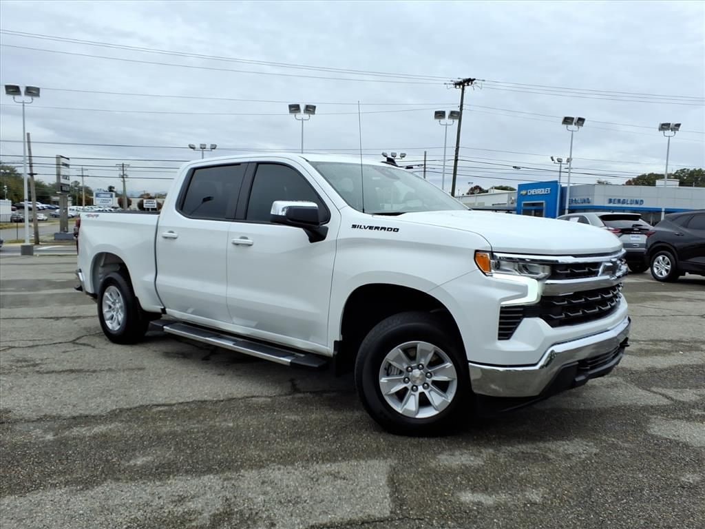 Used 2024 Chevrolet Silverado 1500 LT Truck