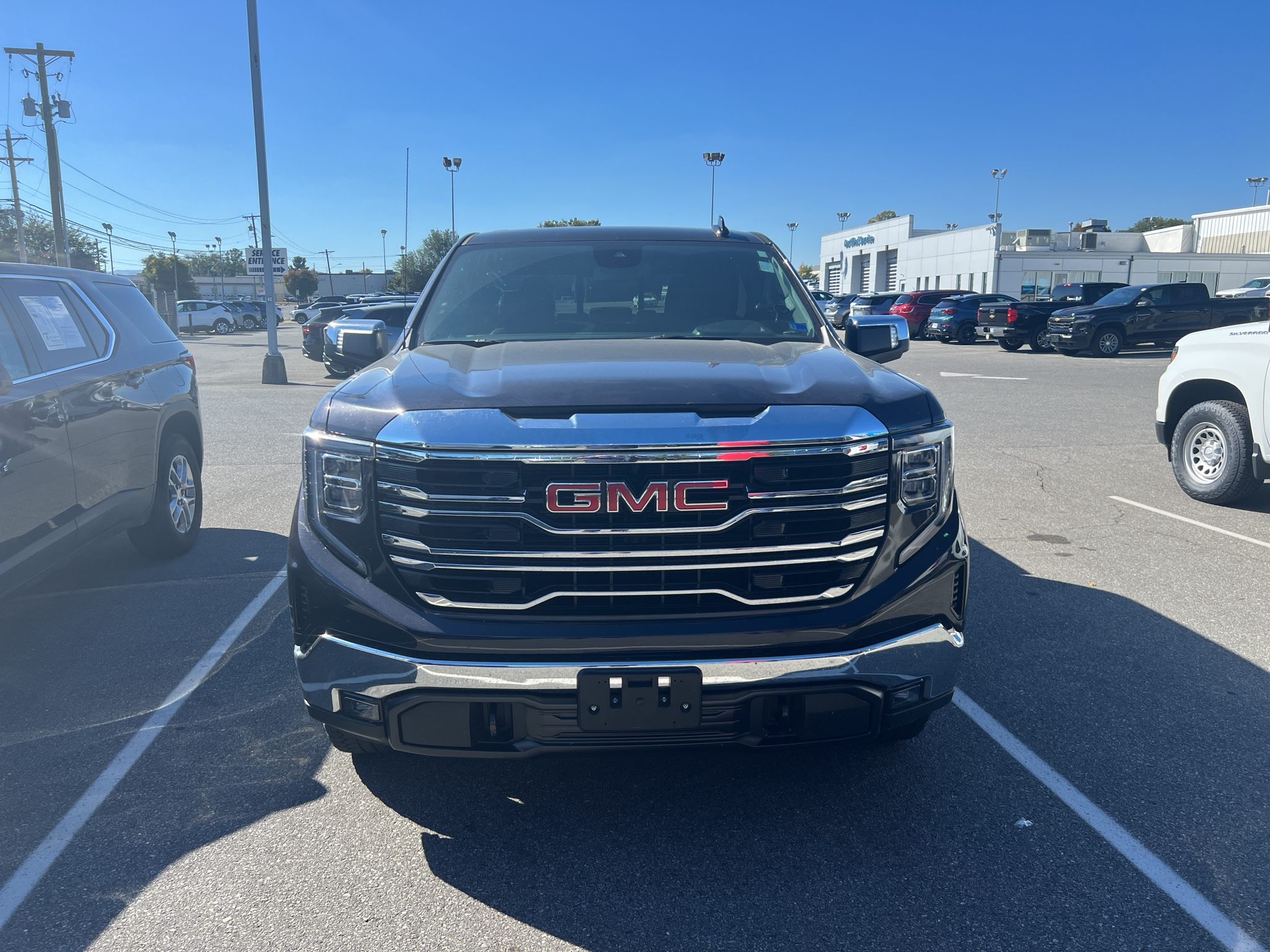 Used 2023 GMC Sierra 1500 SLT Truck