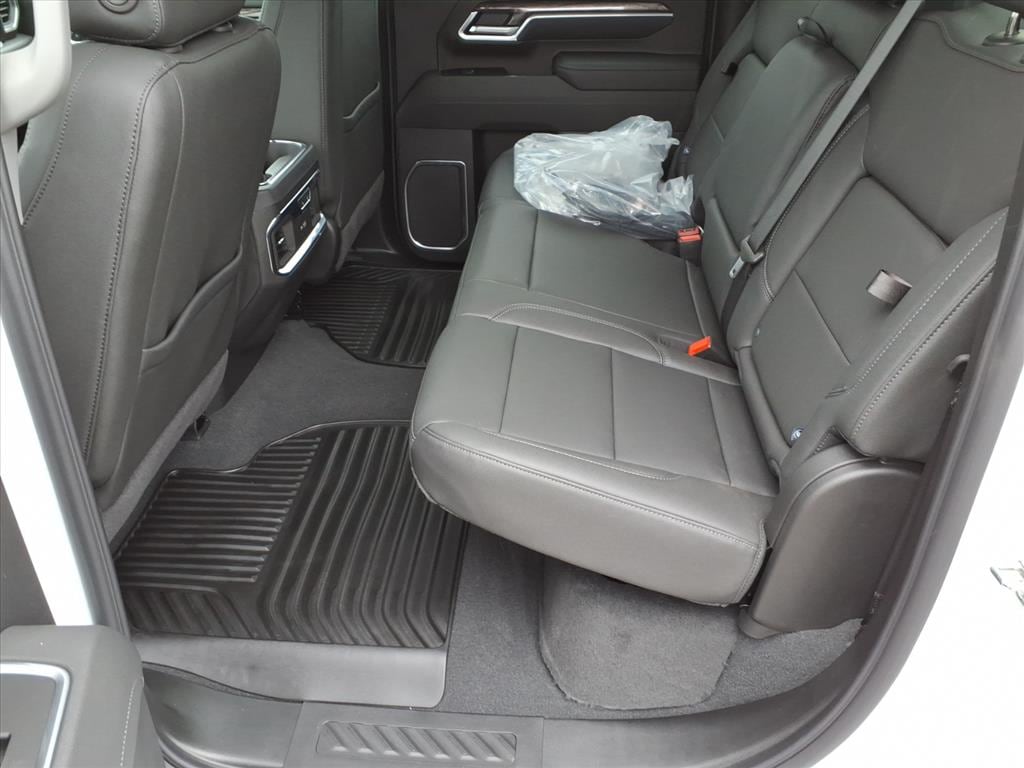 2026 Chevrolet Silverado 3500 HD LTZ - Photo 11