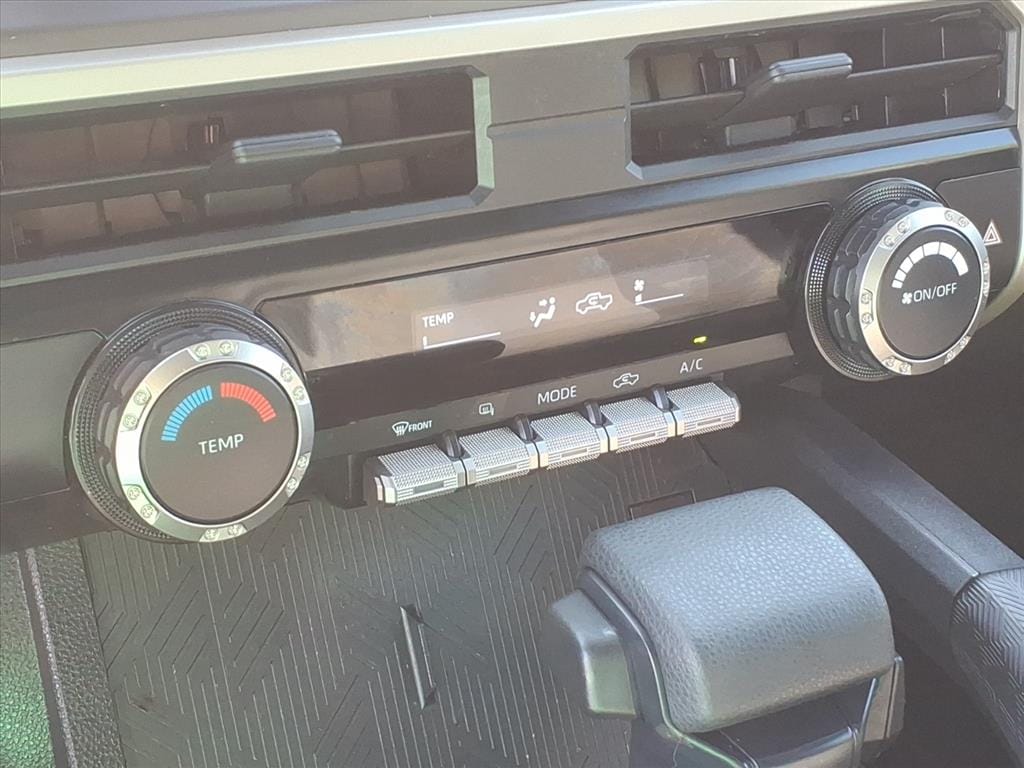 2024 Toyota Tacoma SR5 - Photo 29