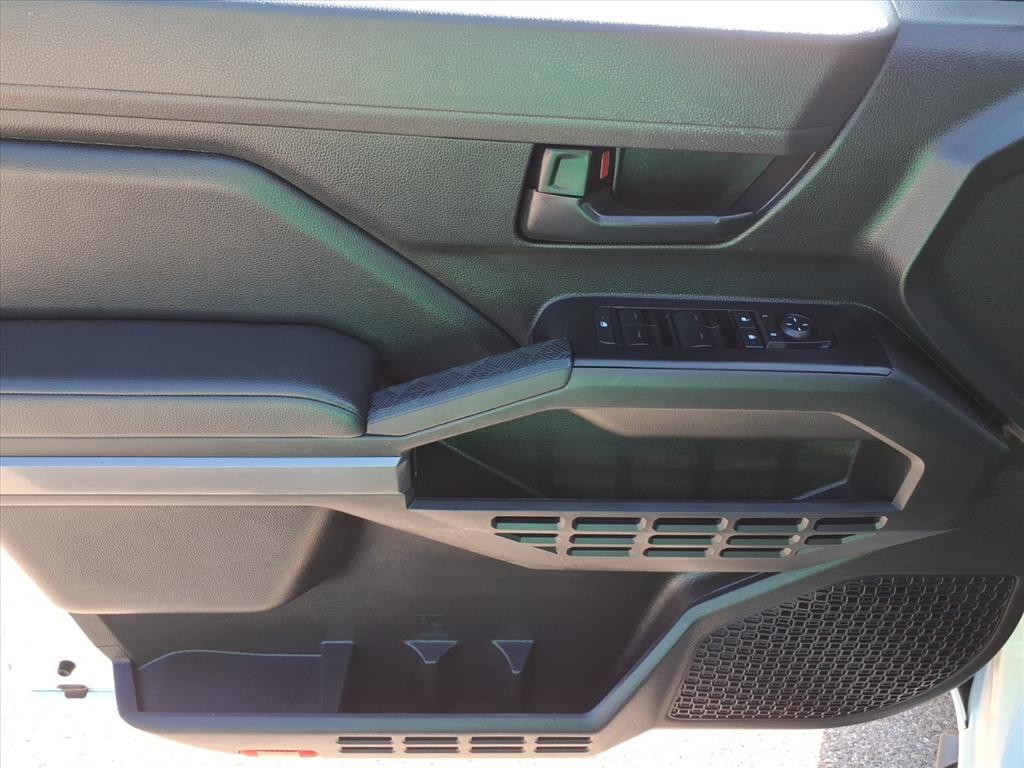 2024 Toyota Tacoma SR5 - Photo 19