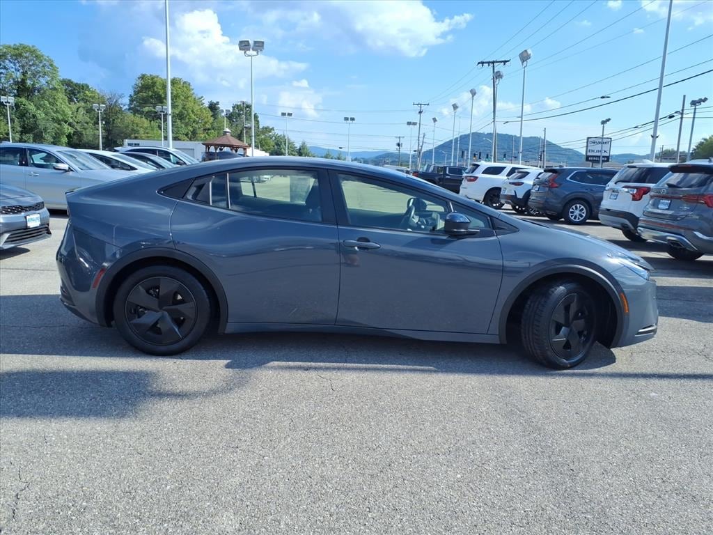 Used 2024 Toyota Prius LE