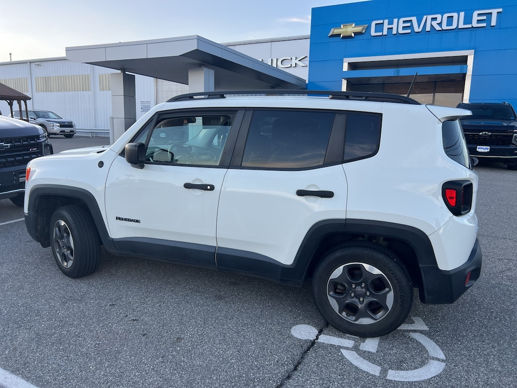 Used 2017 Jeep Renegade Sport 4x4 SUV