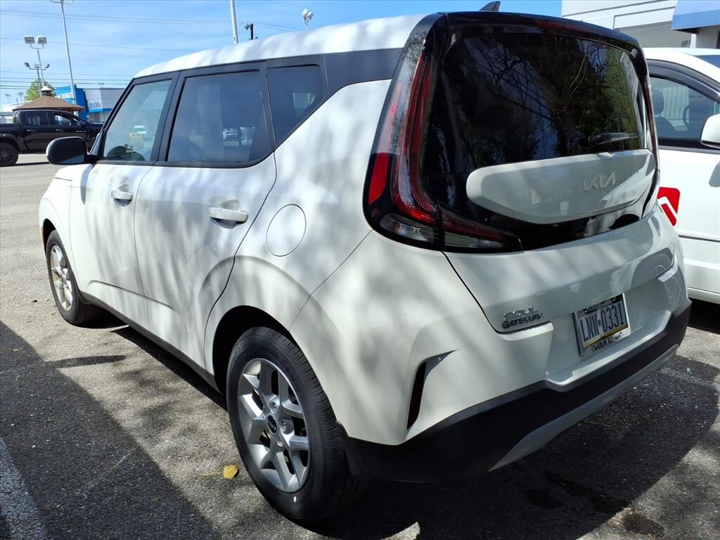 Used 2025 Kia Soul LX