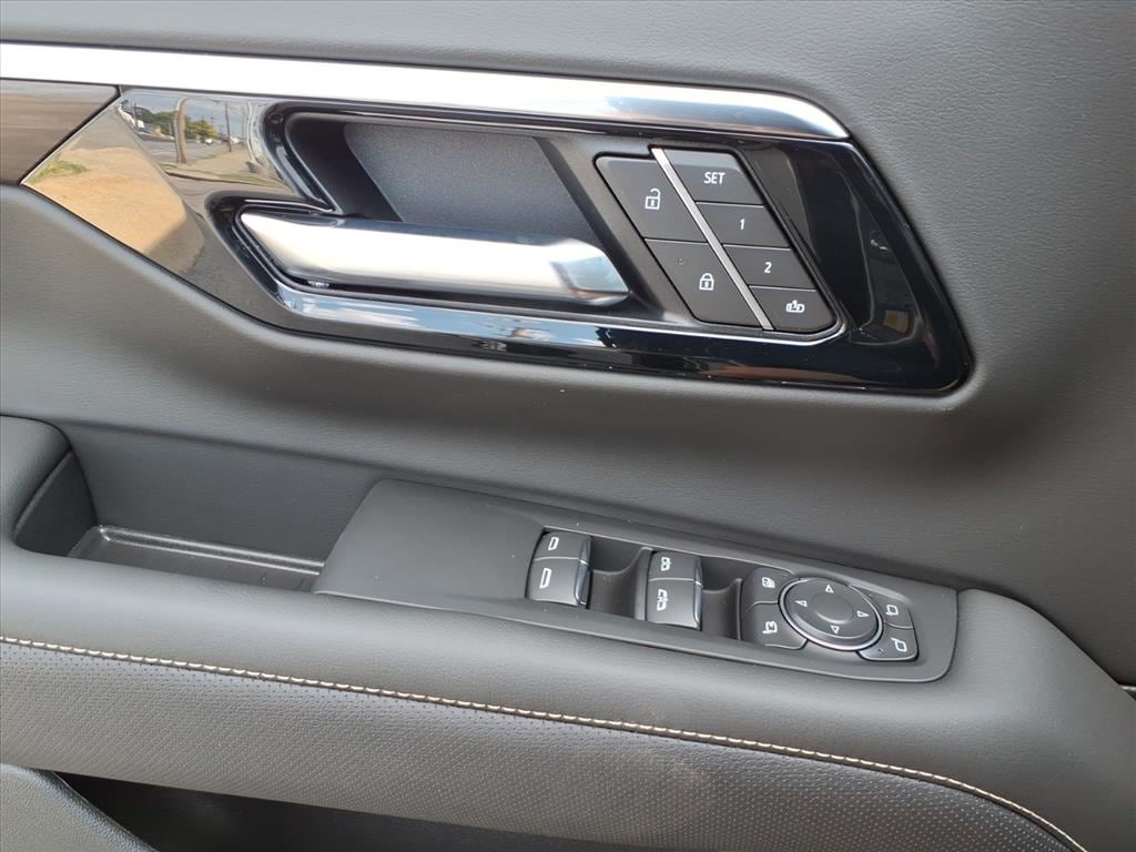 2026 Chevrolet Tahoe Premier - Photo 9