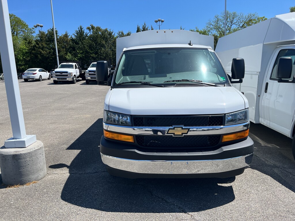 New 2025 Chevrolet Express Cutaway 3500 1WT Cutaway Van