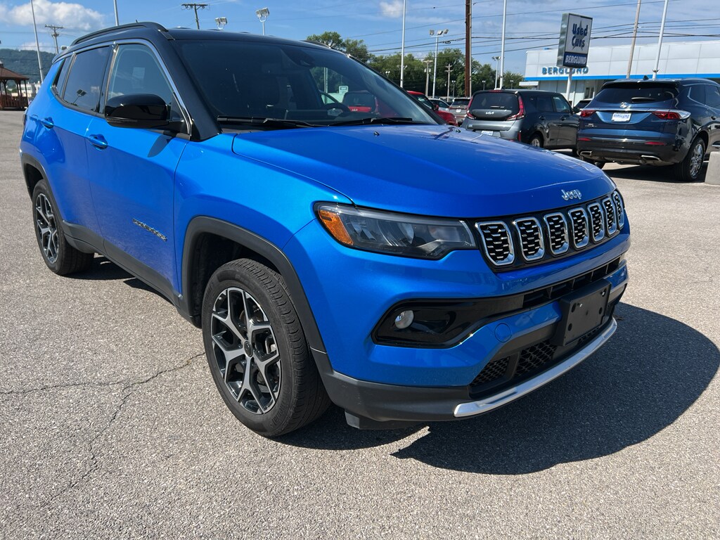Used 2025 Jeep Compass Limited 4x4 SUV