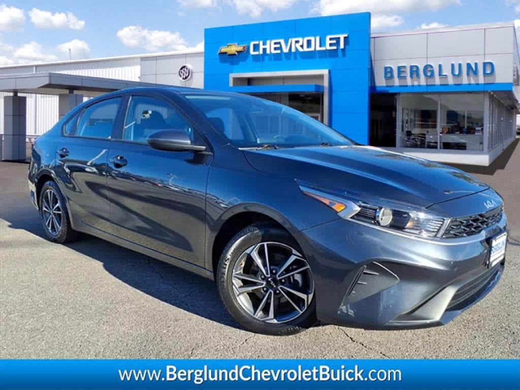 2024 Kia Forte LXS's photo