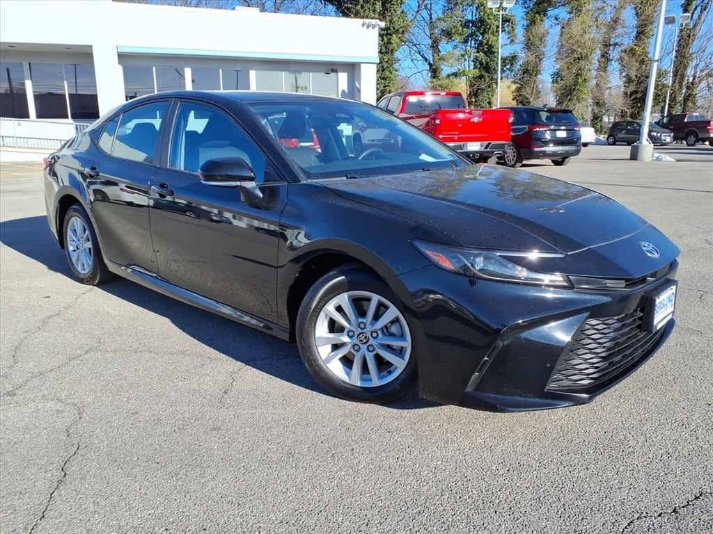 Used 2025 Toyota Camry LE