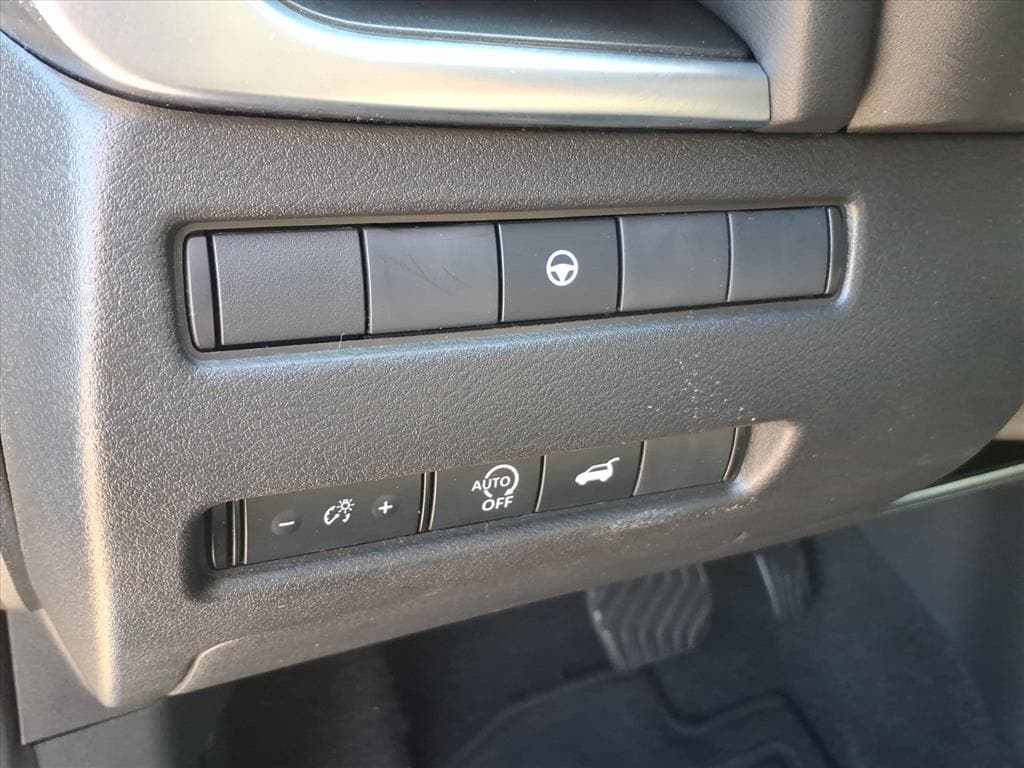 2025 Nissan Rogue SV - Photo 21