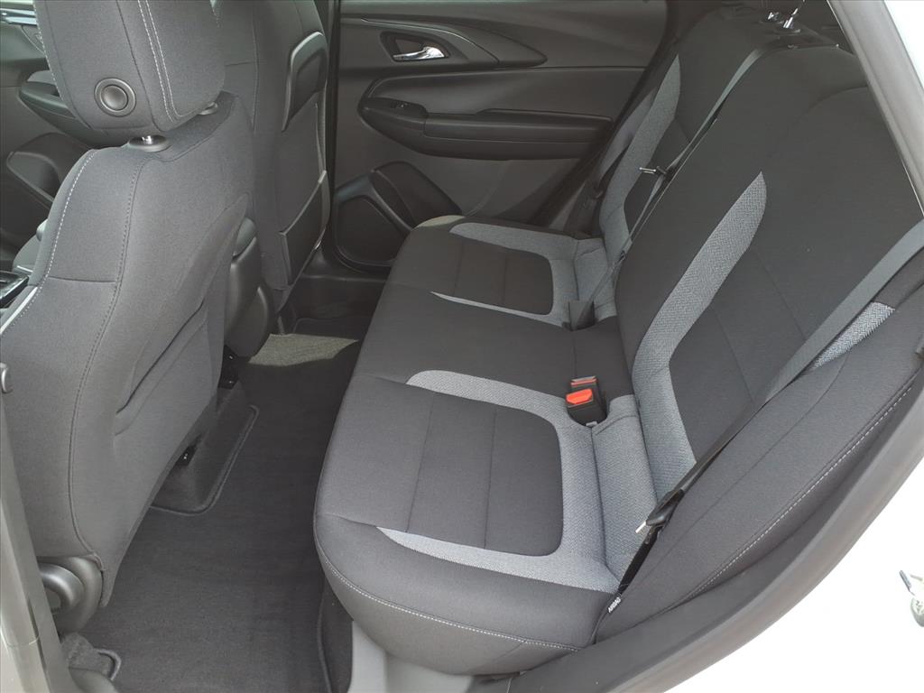 2026 Chevrolet Trailblazer LS - Photo 9