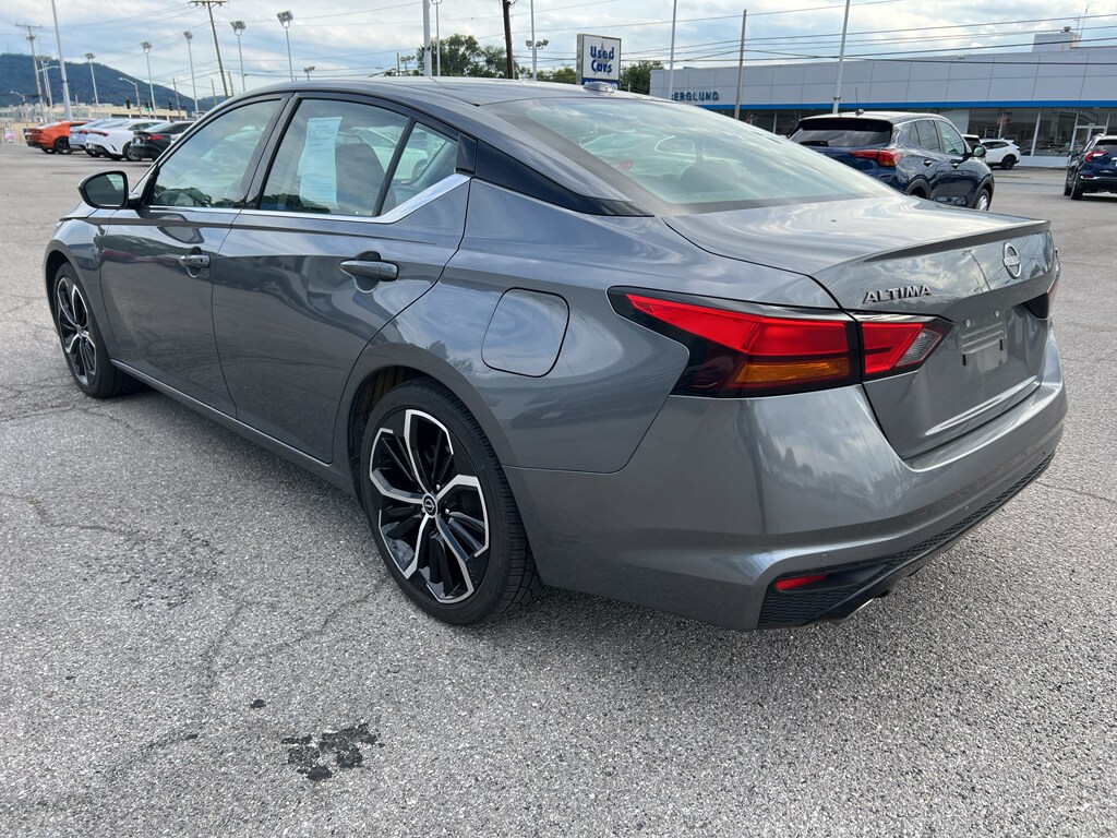Used 2024 Nissan Altima 2.5 SR