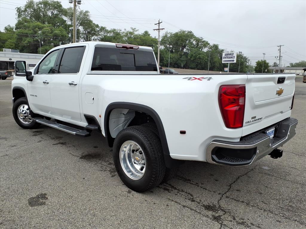 2026 Chevrolet Silverado 3500 HD LTZ - Photo 5
