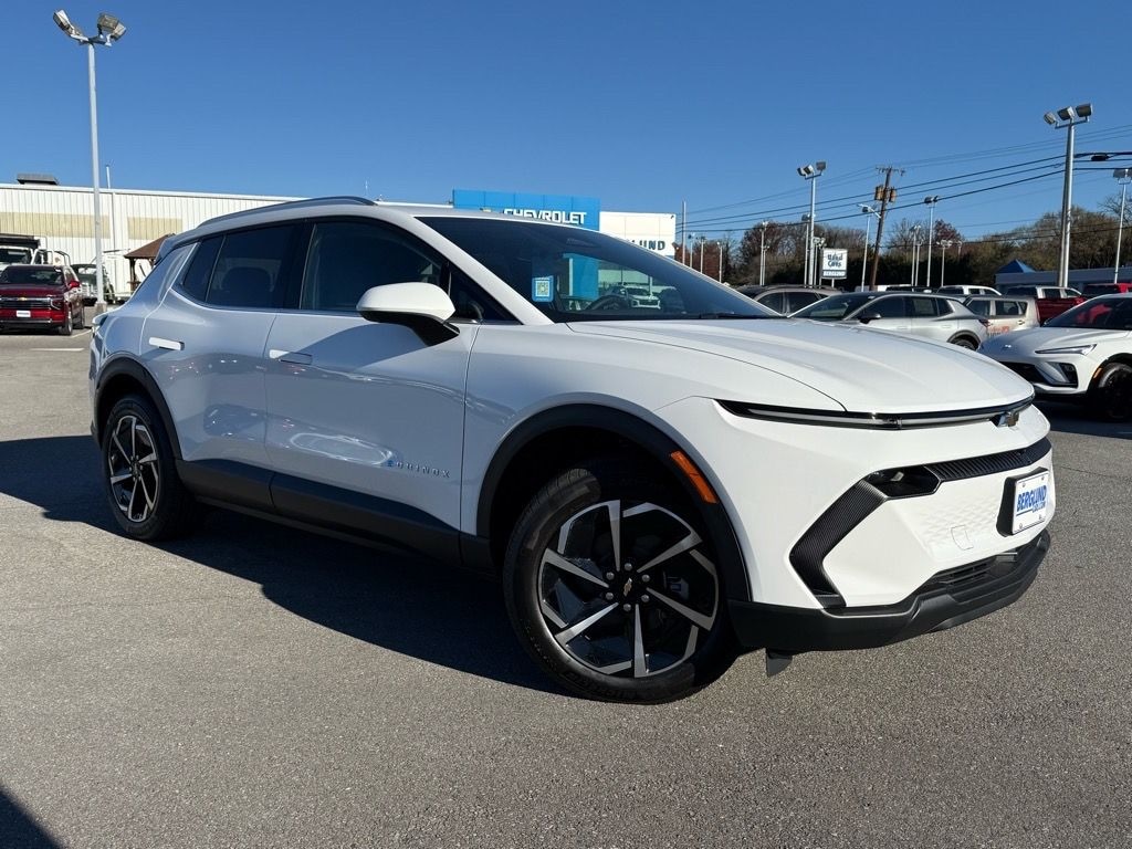New 2026 Chevrolet Equinox EV LT SUV