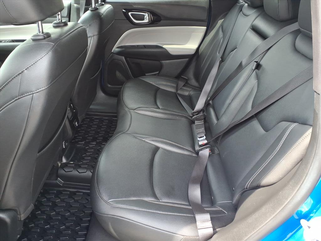 2025 Jeep Compass Limited - Photo 13