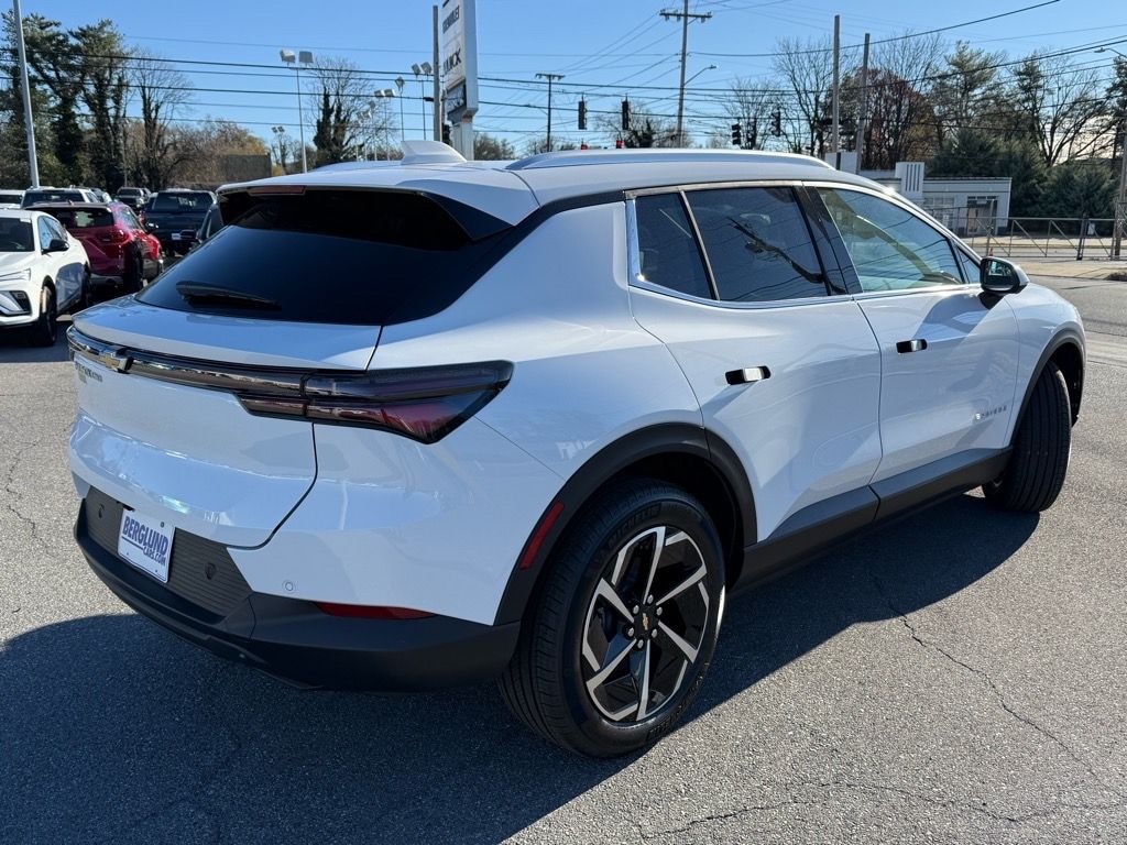New 2026 Chevrolet Equinox EV LT SUV