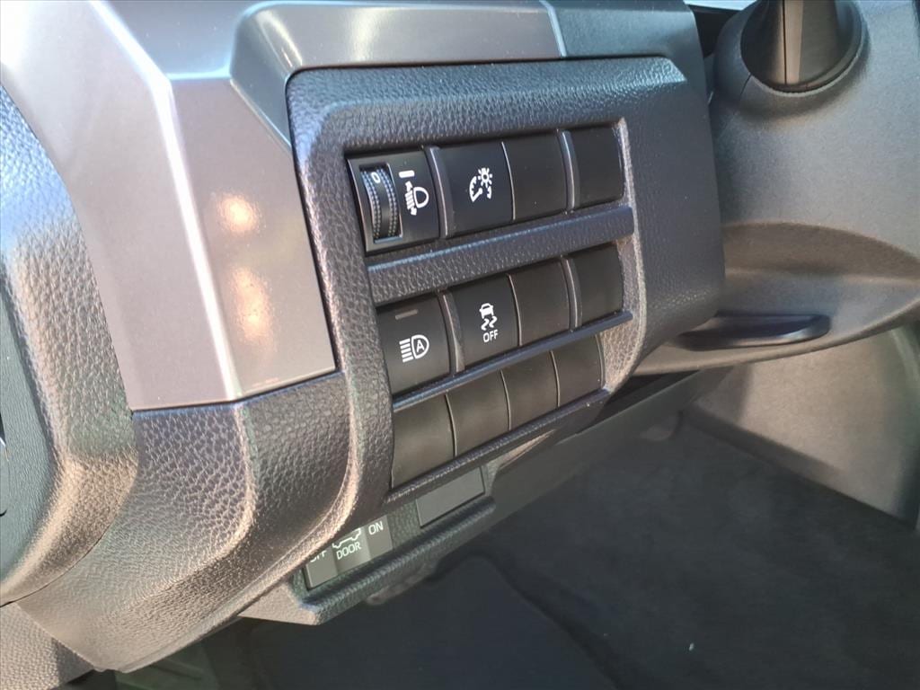 2024 Toyota Tacoma SR5 - Photo 21