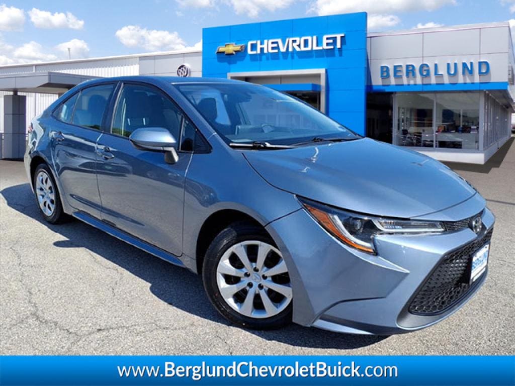 Used 2021 Toyota Corolla LE Sedan