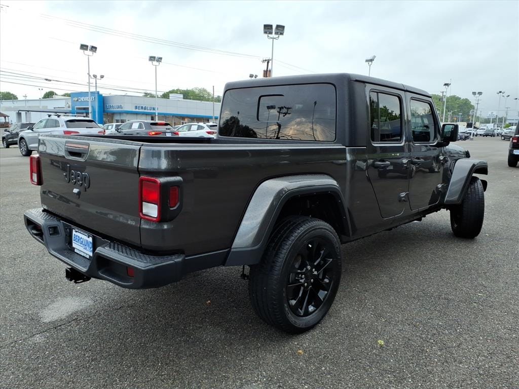 Used 2022 Jeep Gladiator Sport S 4x4 Truck