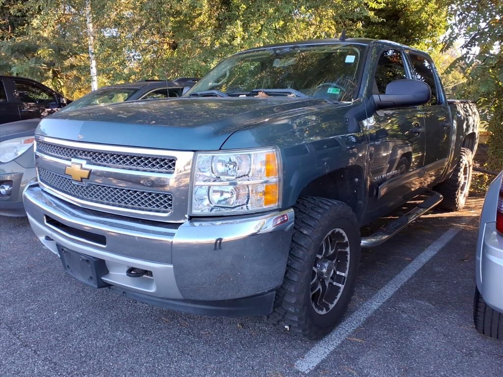 2012 Chevrolet Silverado 1500 LT photo 2