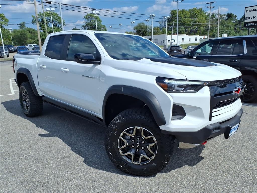 New 2026 Chevrolet Colorado ZR2 Truck