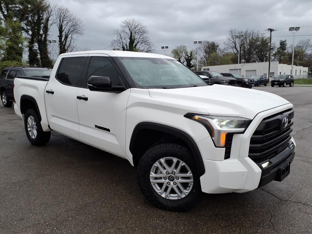 Used 2023 Toyota Tundra 4WD SR5