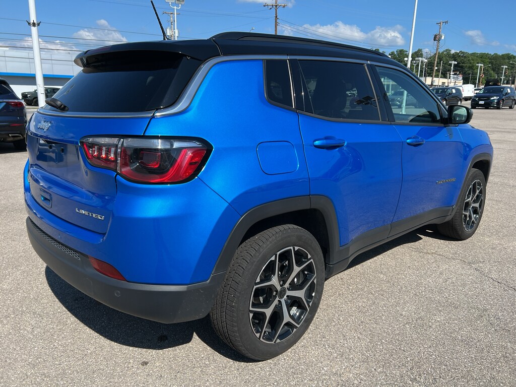 Used 2025 Jeep Compass Limited 4x4 SUV
