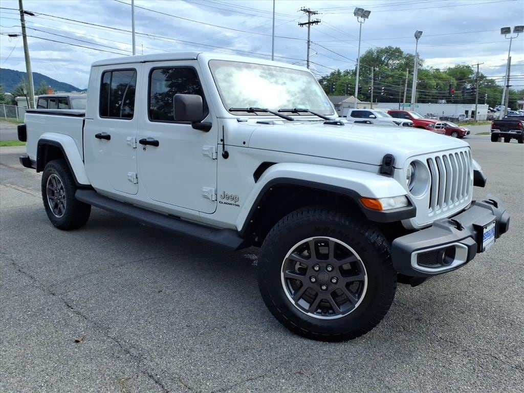 Used 2022 Jeep Gladiator Overland 4x4 Truck