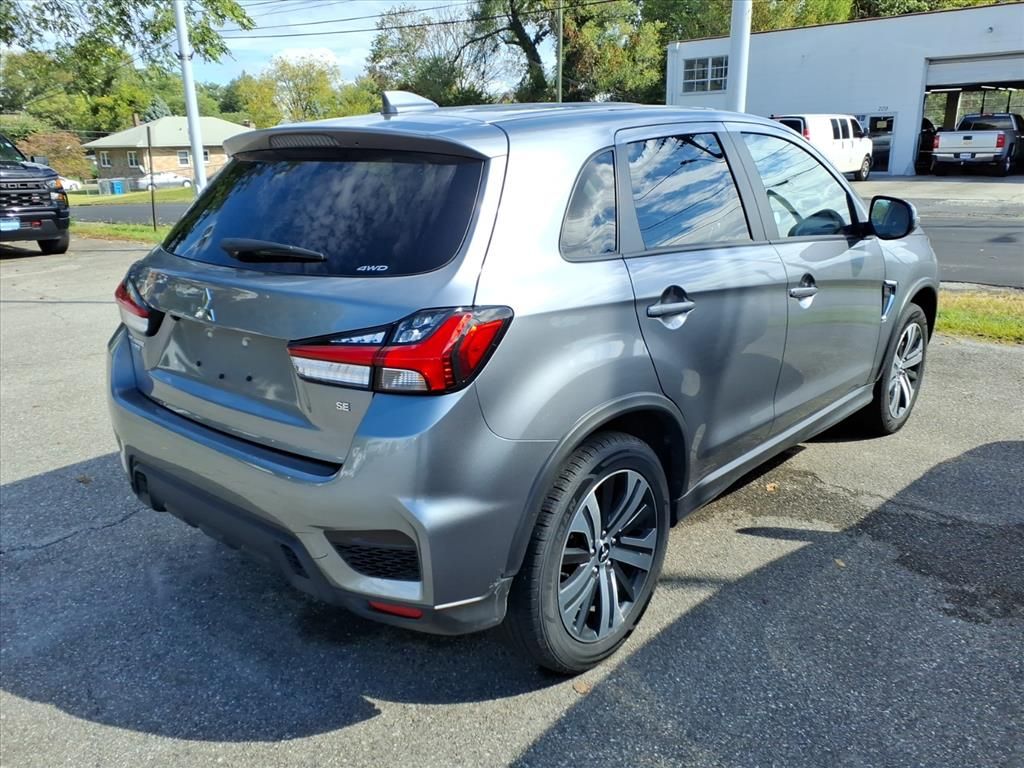 2024 Mitsubishi Outlander Sport S photo 3