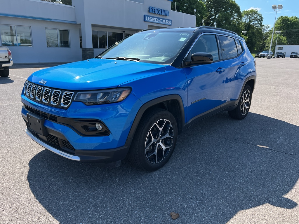 Used 2025 Jeep Compass Limited 4x4 SUV
