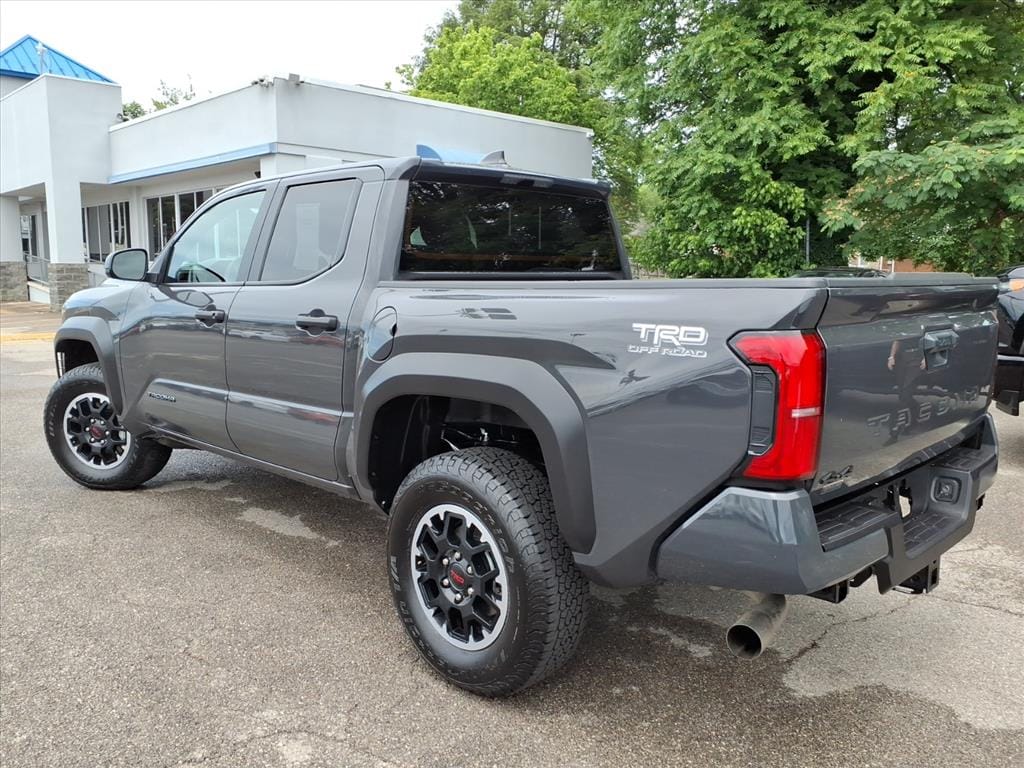 2025 Toyota Tacoma TRD Off Road - Photo 6