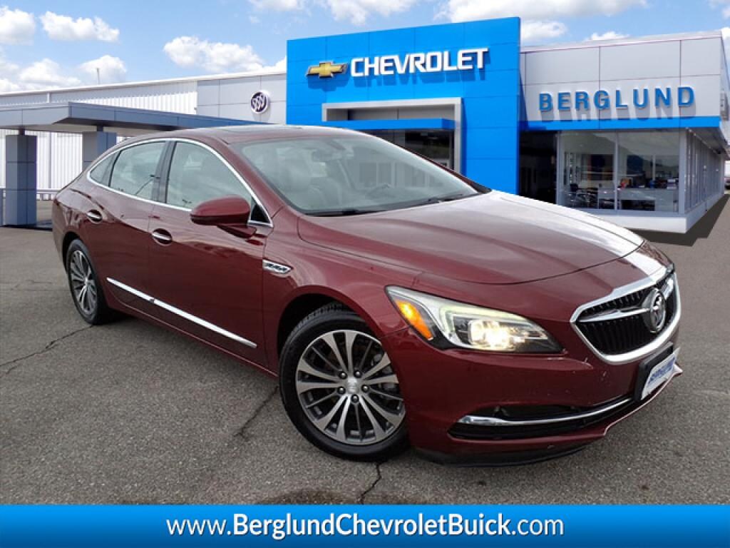Used 2017 Buick Lacrosse Essence Car