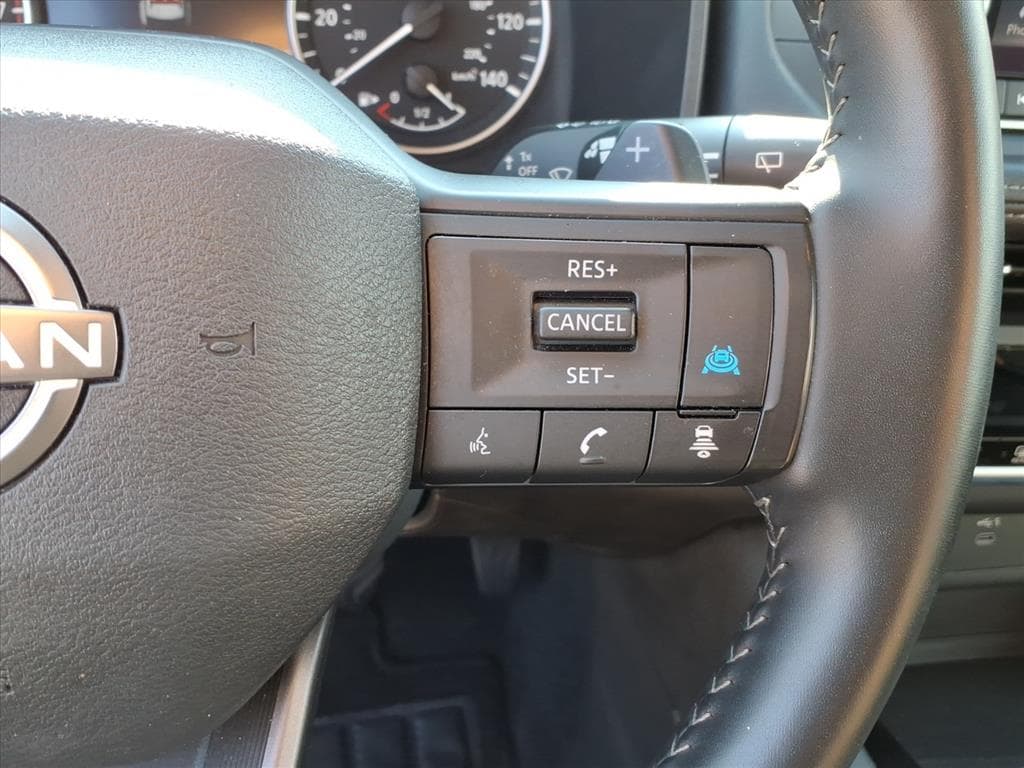 2025 Nissan Rogue SV - Photo 25
