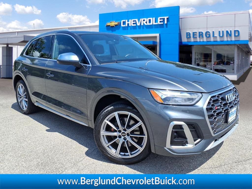 2023 Audi SQ5 Premium's photo
