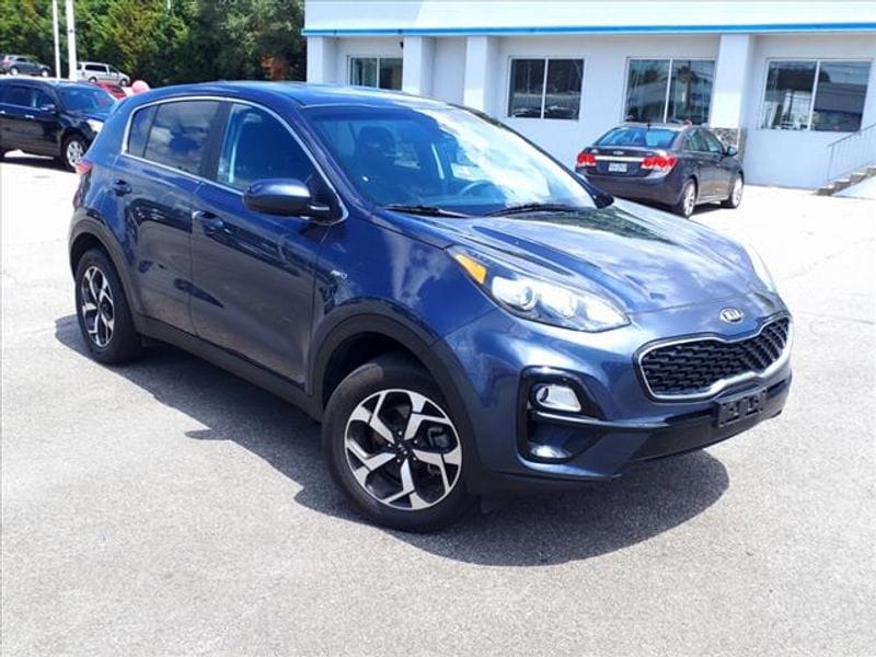 Used 2021 Kia Sportage LX with VIN KNDPMCAC3M7916195 for sale in Roanoke, VA