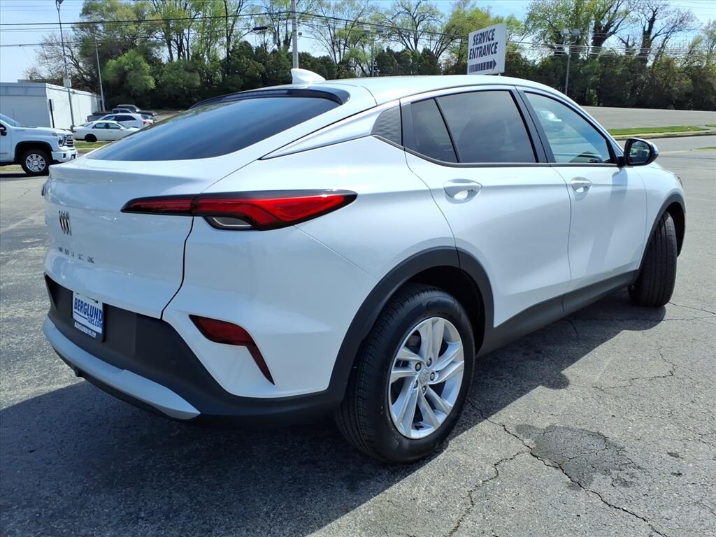New 2026 Buick Envista Preferred SUV