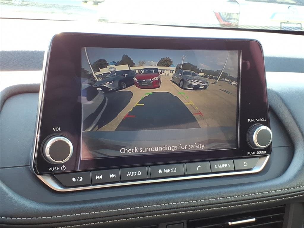2025 Nissan Rogue SV - Photo 29