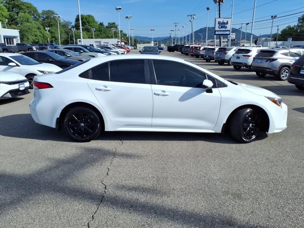 Used 2024 Toyota Corolla LE Sedan