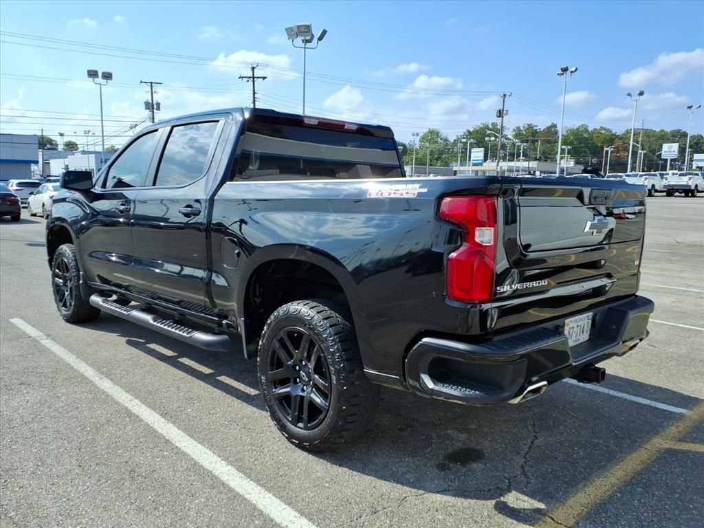2024 Chevrolet Silverado 1500 LT Trail Boss photo 3
