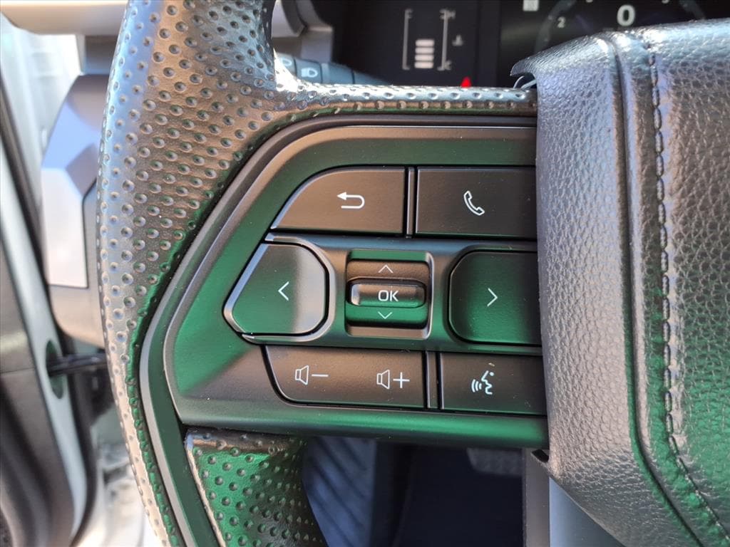 2024 Toyota Tacoma SR5 - Photo 23