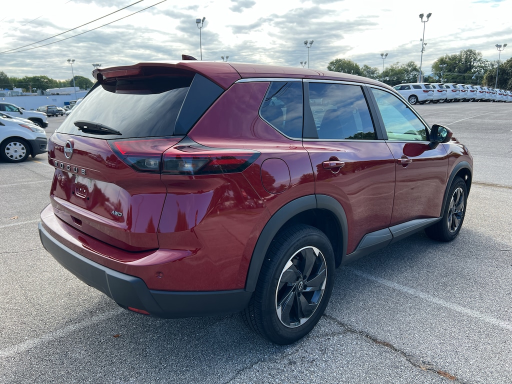 Used 2025 Nissan Rogue SV Intelligent AWD SUV
