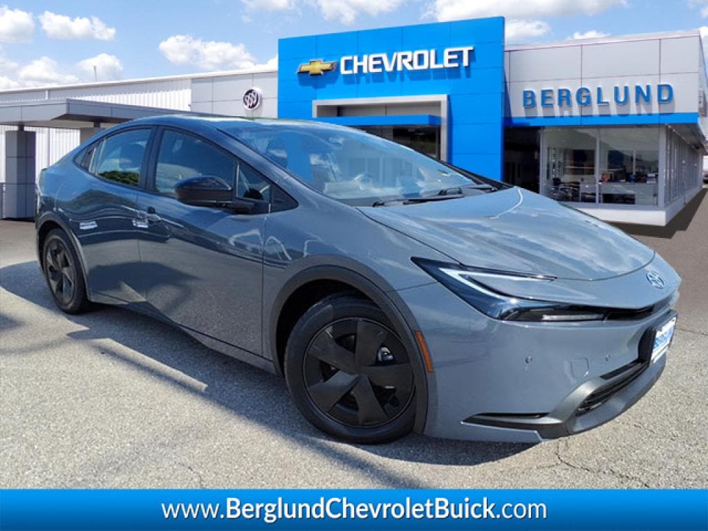 Used 2024 Toyota Prius LE