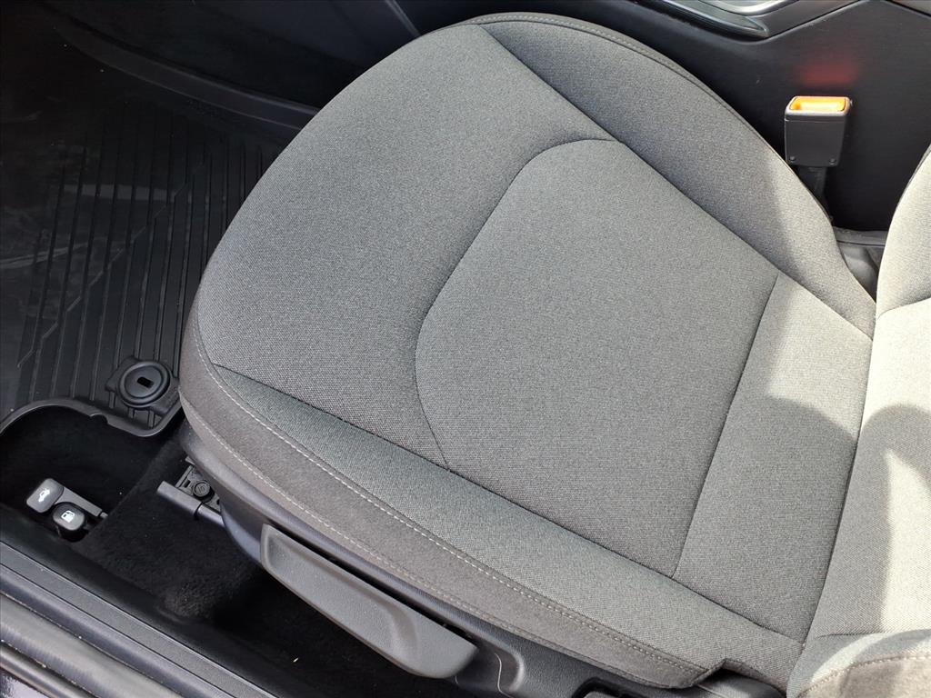 2025 Kia K4 LXS - Photo 21