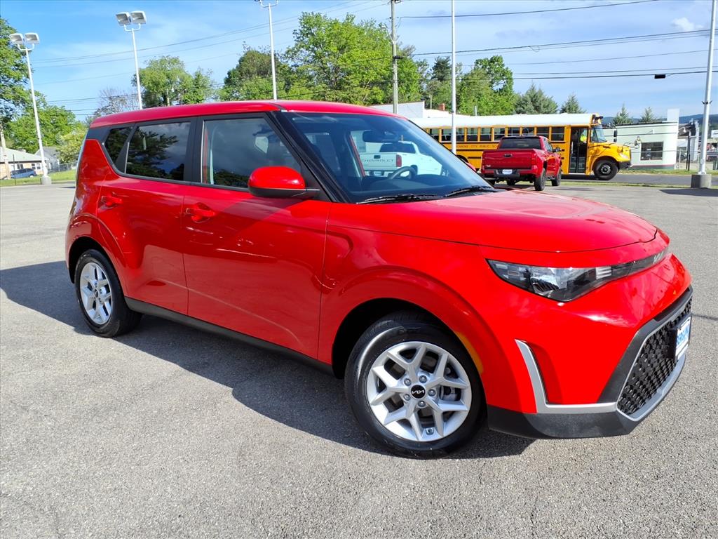 2025 Kia Soul LX