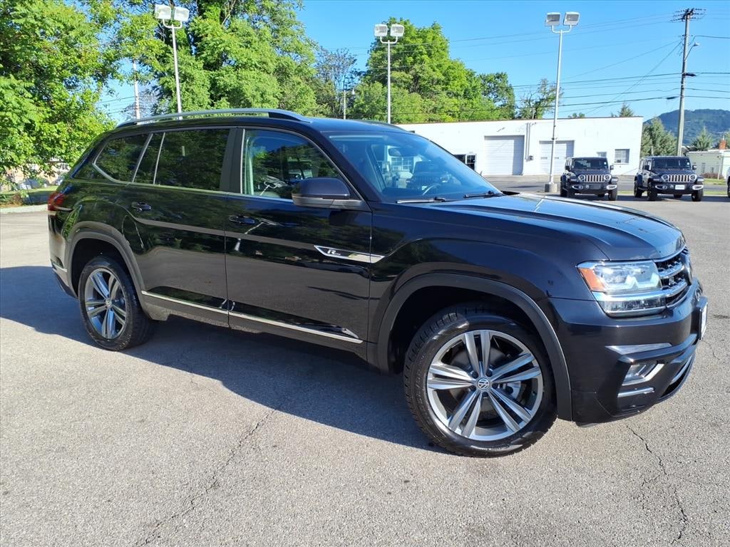 Used 2019 Volkswagen Atlas 3.6L V6 SE w/Technology R-Line
