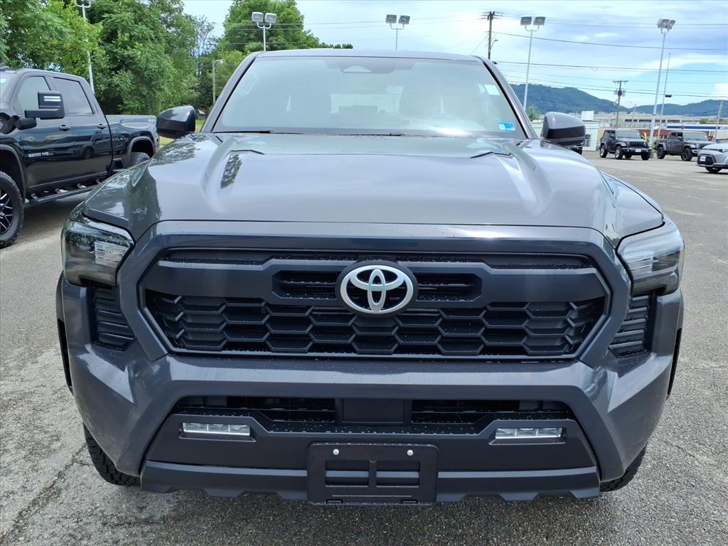 2025 Toyota Tacoma TRD Off Road - Photo 9