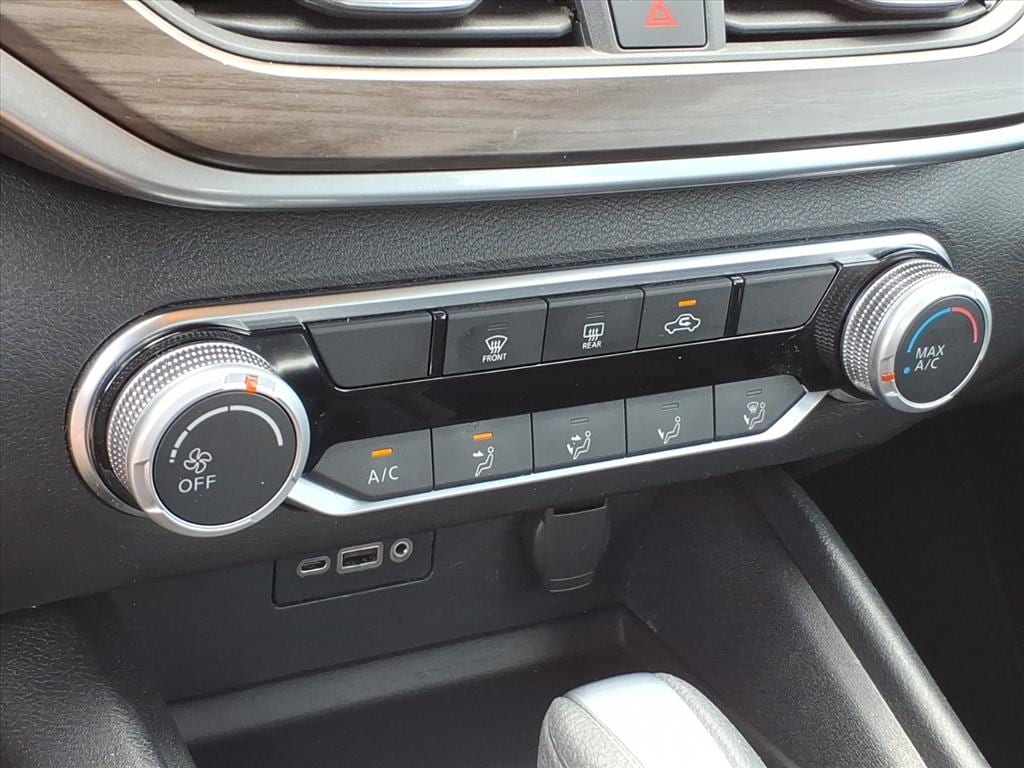 2025 Nissan Altima SV - Photo 31