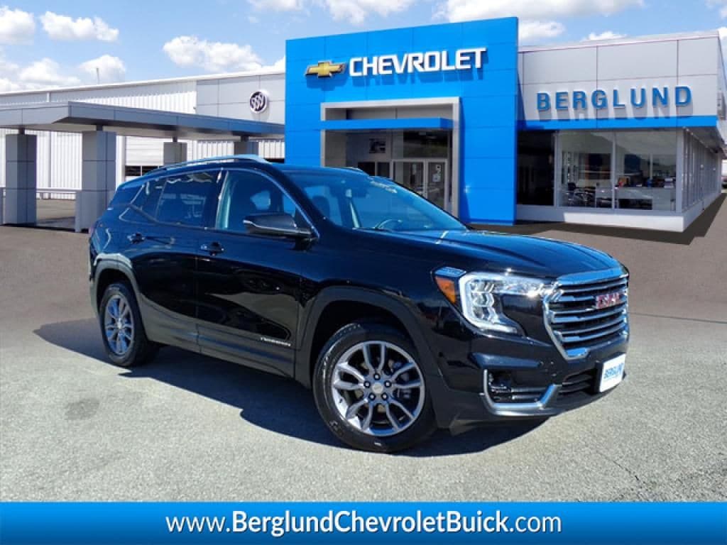 Used 2024 GMC Terrain SLT SUV