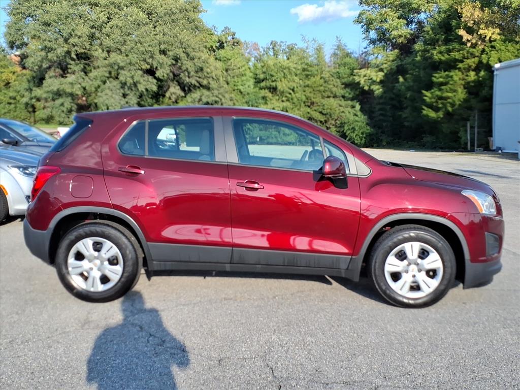 Used 2016 Chevrolet Trax LS SUV