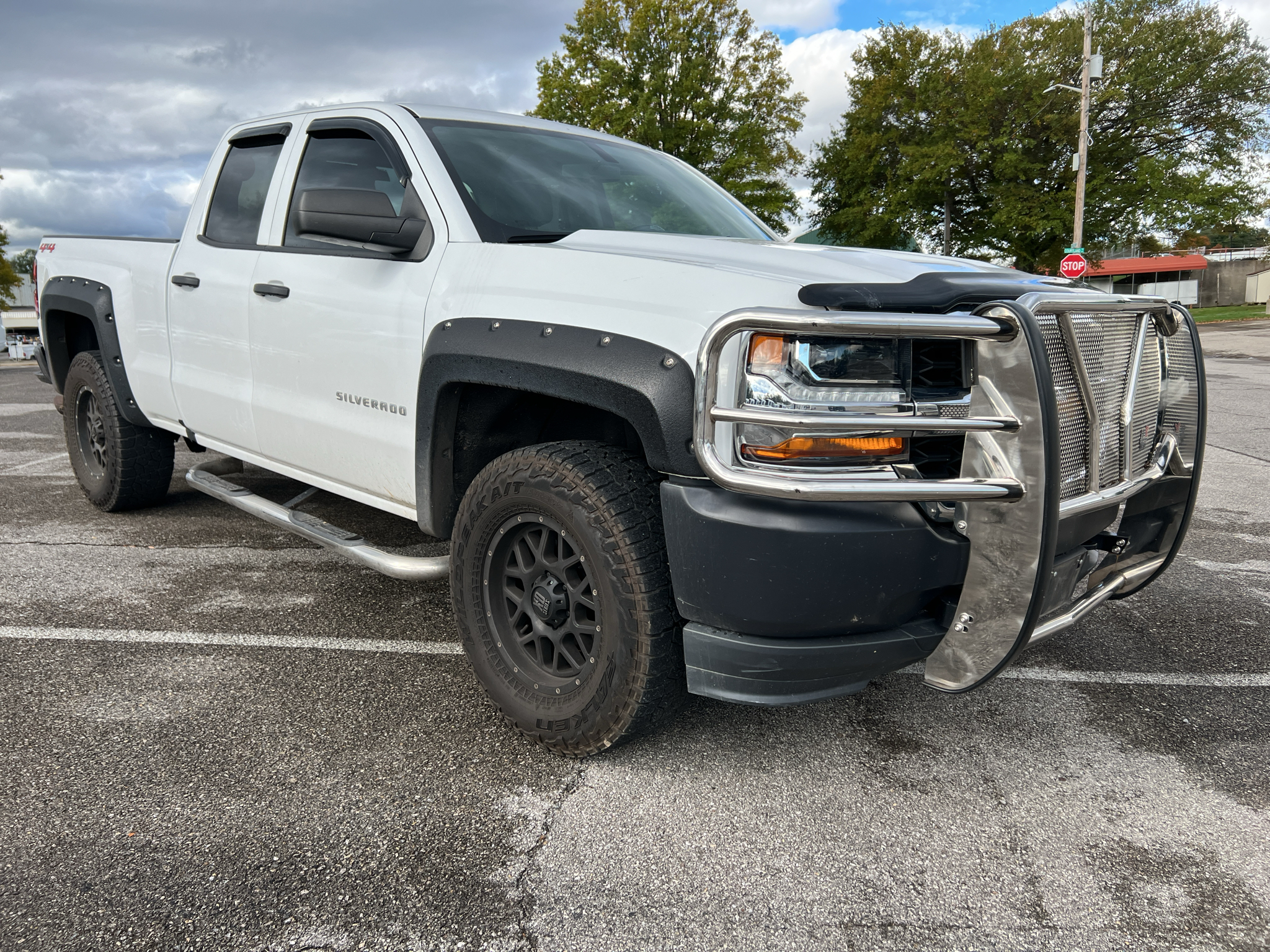  Chevrolet Silverado LD